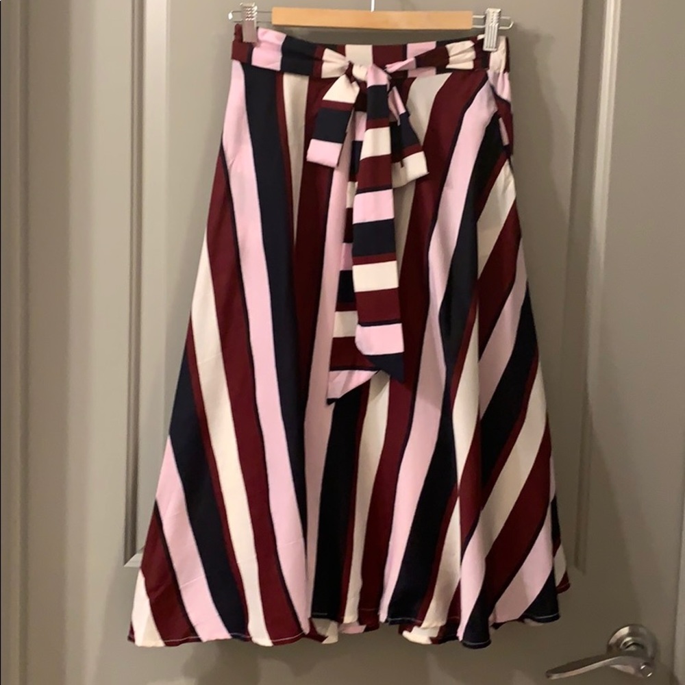 Beautiful Skirt by Versona!